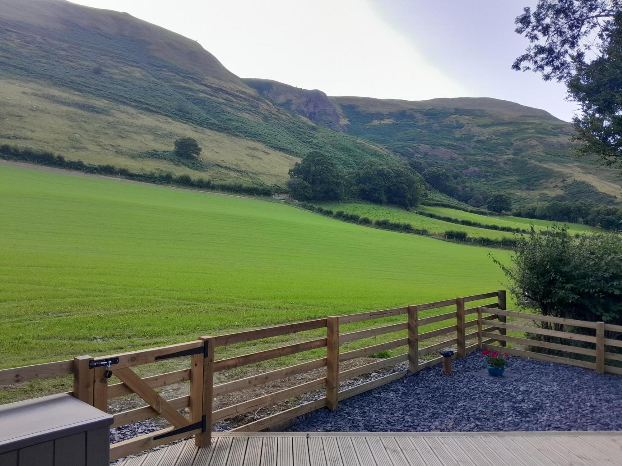 Ty Nant Gwenyn Villa Llanymawddwy Buitenkant foto